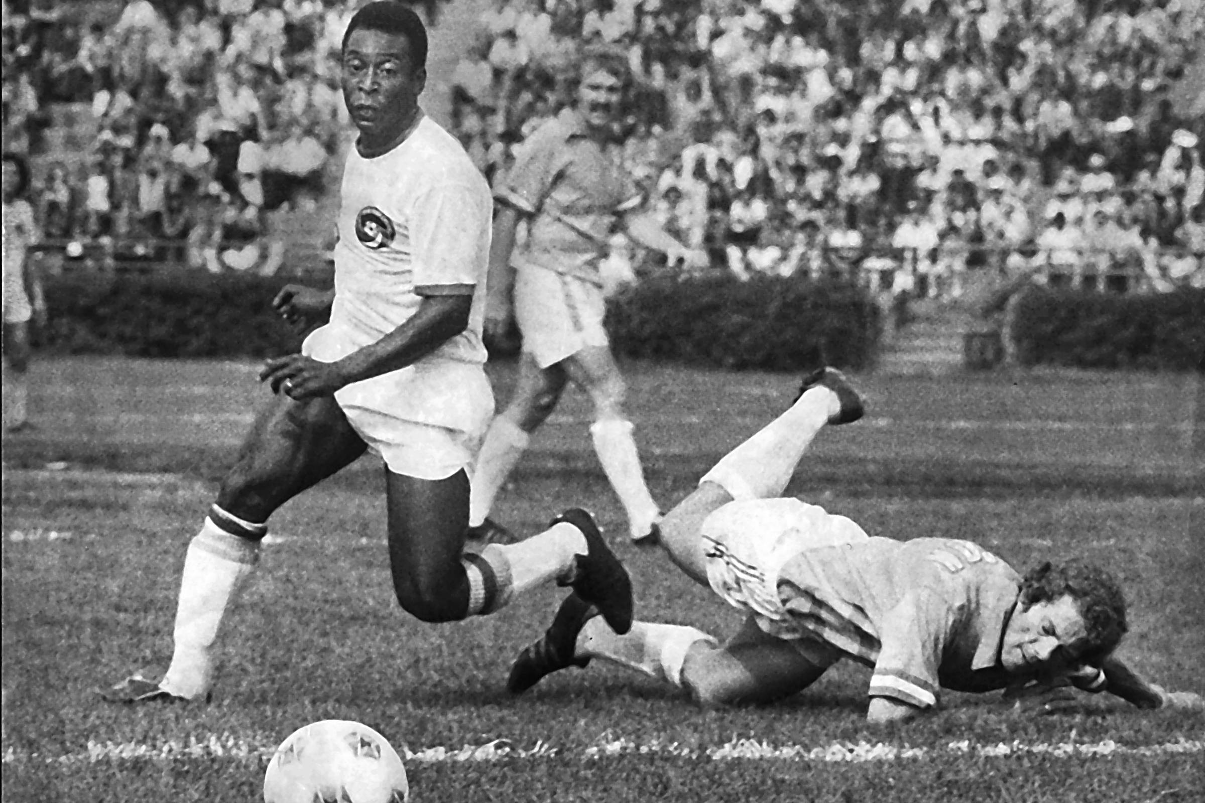Eua conheceram futebol há 50 anos, por meio de pelé