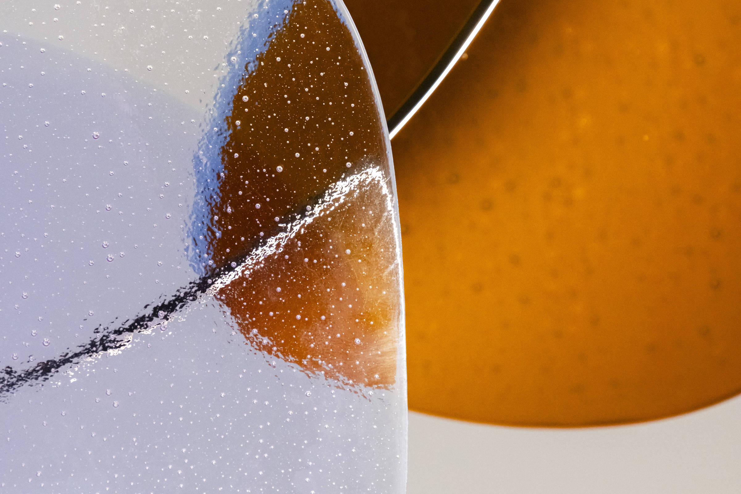 Salão do Móvel de Milão dá atenção a peças colecionáveis