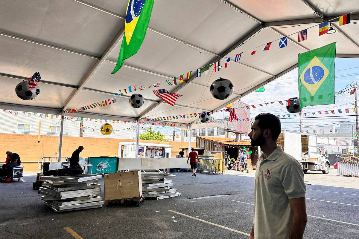 Copa: bares de Newark se preparam para brasileiros e ICE
