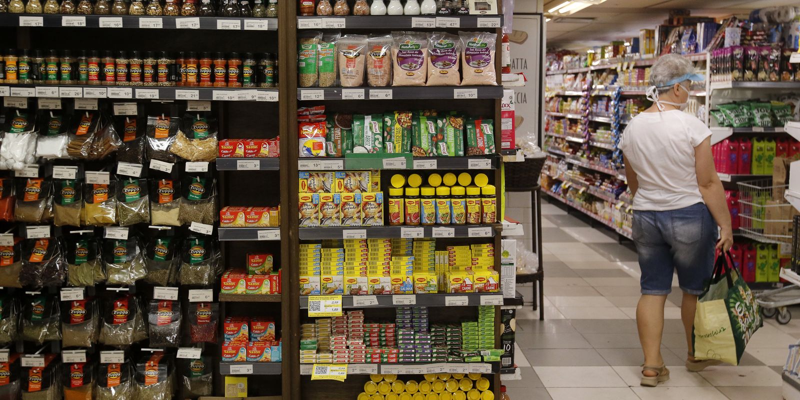 Fabricação de produto alimentício gerou mais emprego em 2024, diz