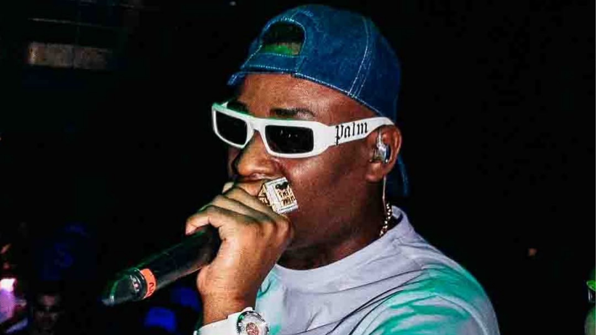 Foragido, MC Negão Original lança música que chega ao top