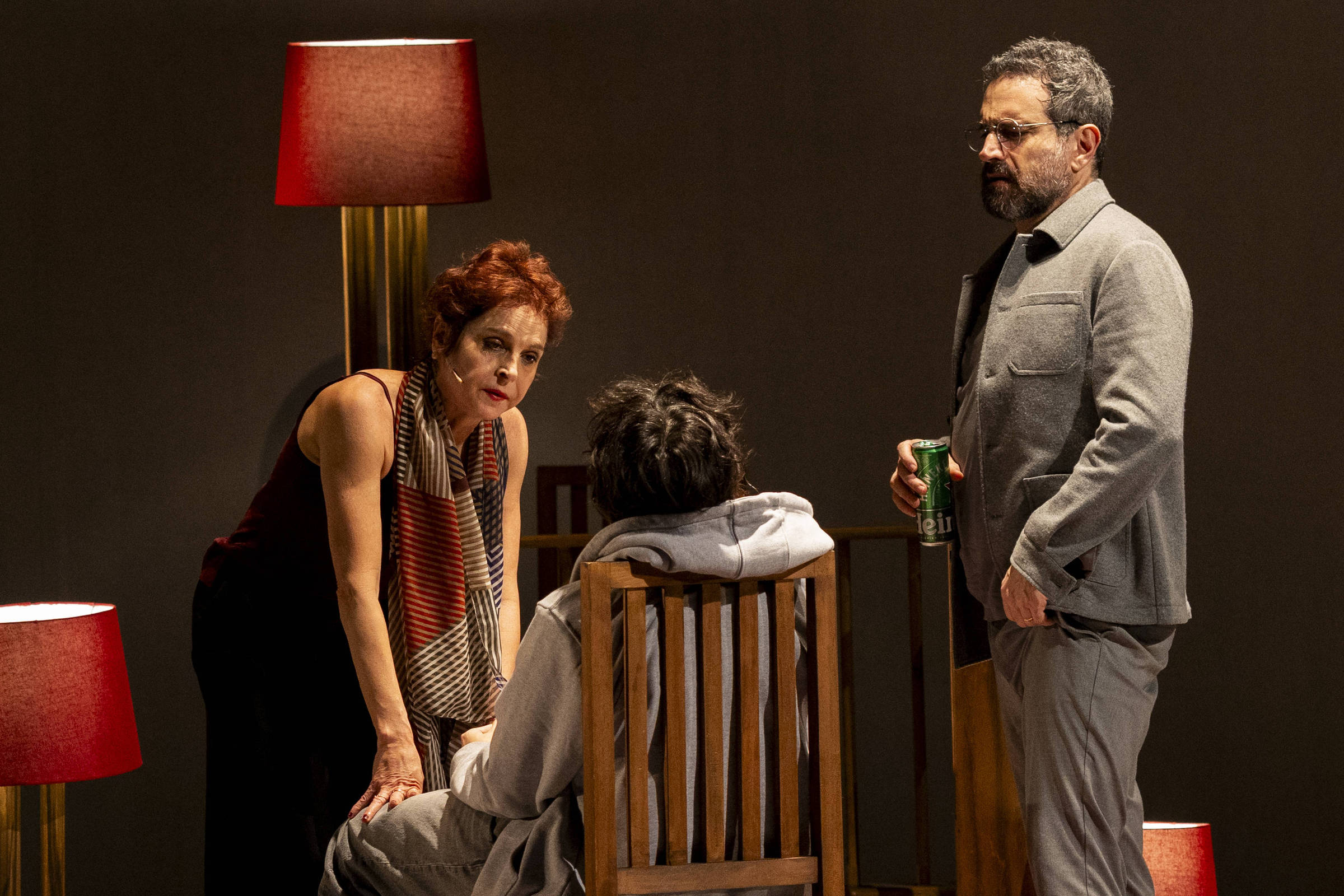 Drica Moraes estreia peça de teatro 'Inter Alia' em SP