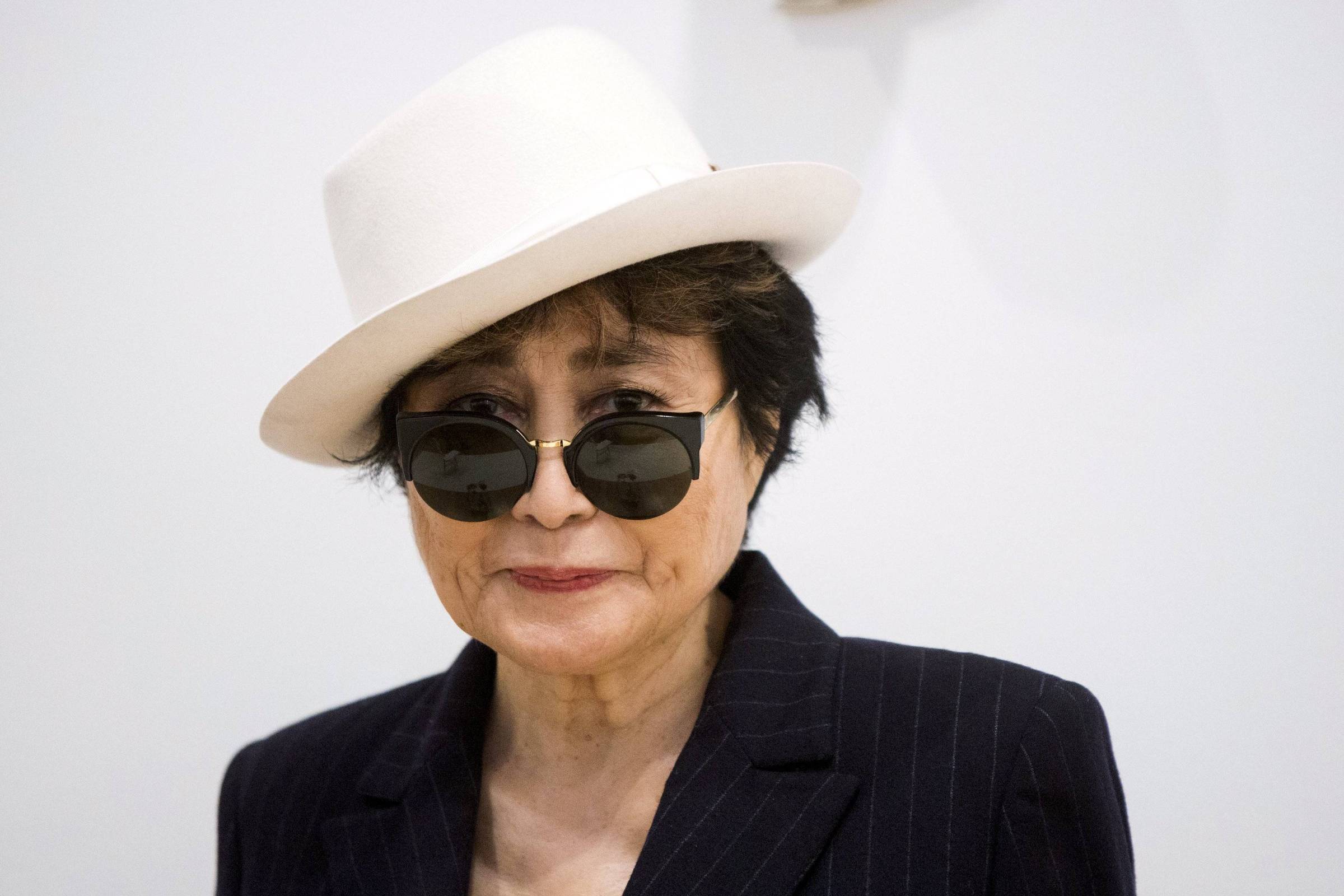 Biografia mostra que Yoko Ono não destruiu os Beatles