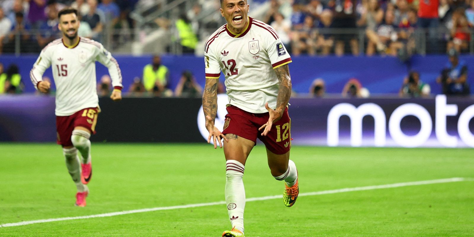 Com invencibilidade recorde, Espanha vai à final da Copa após