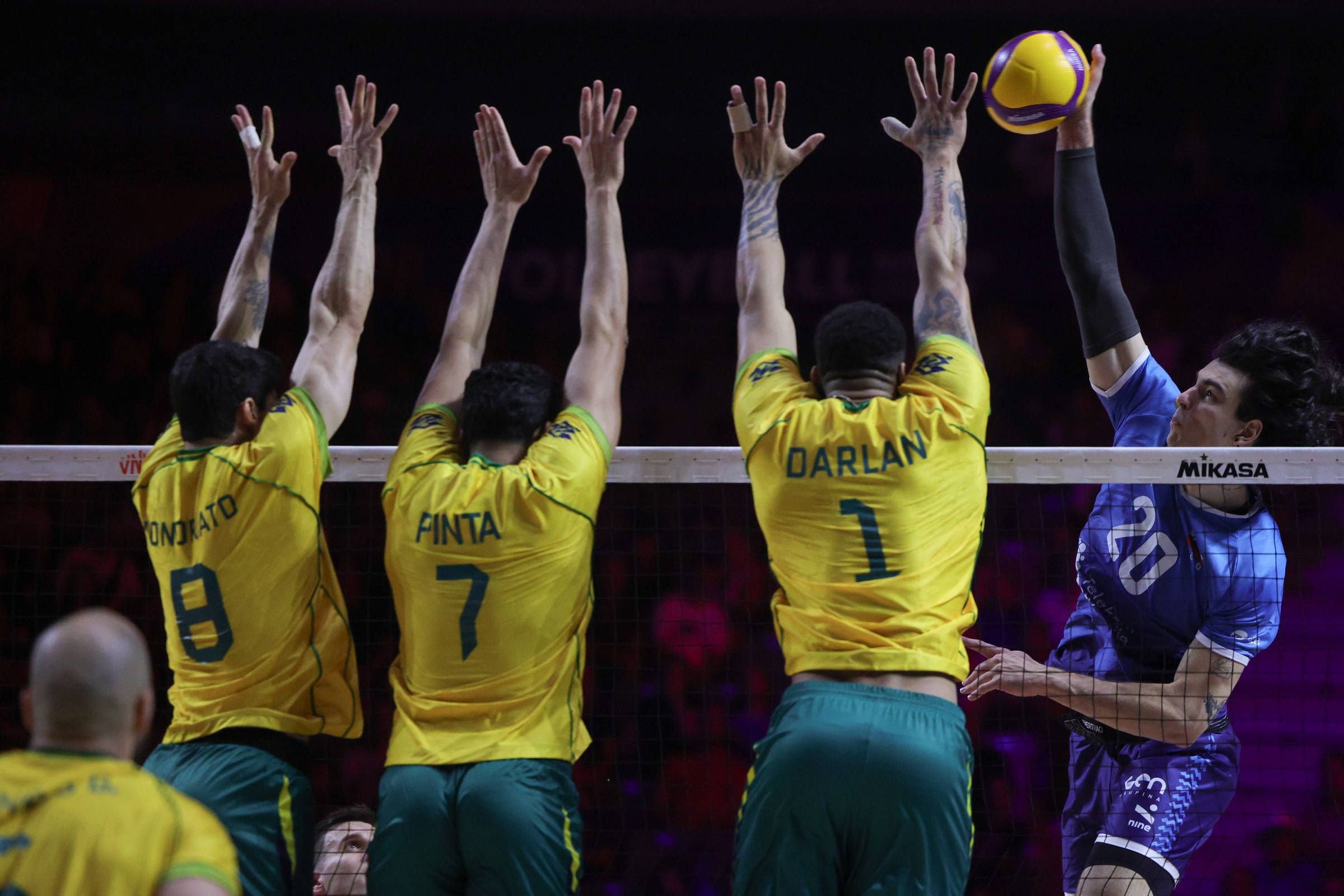 Falha na base já provoca crise na seleção de vôlei