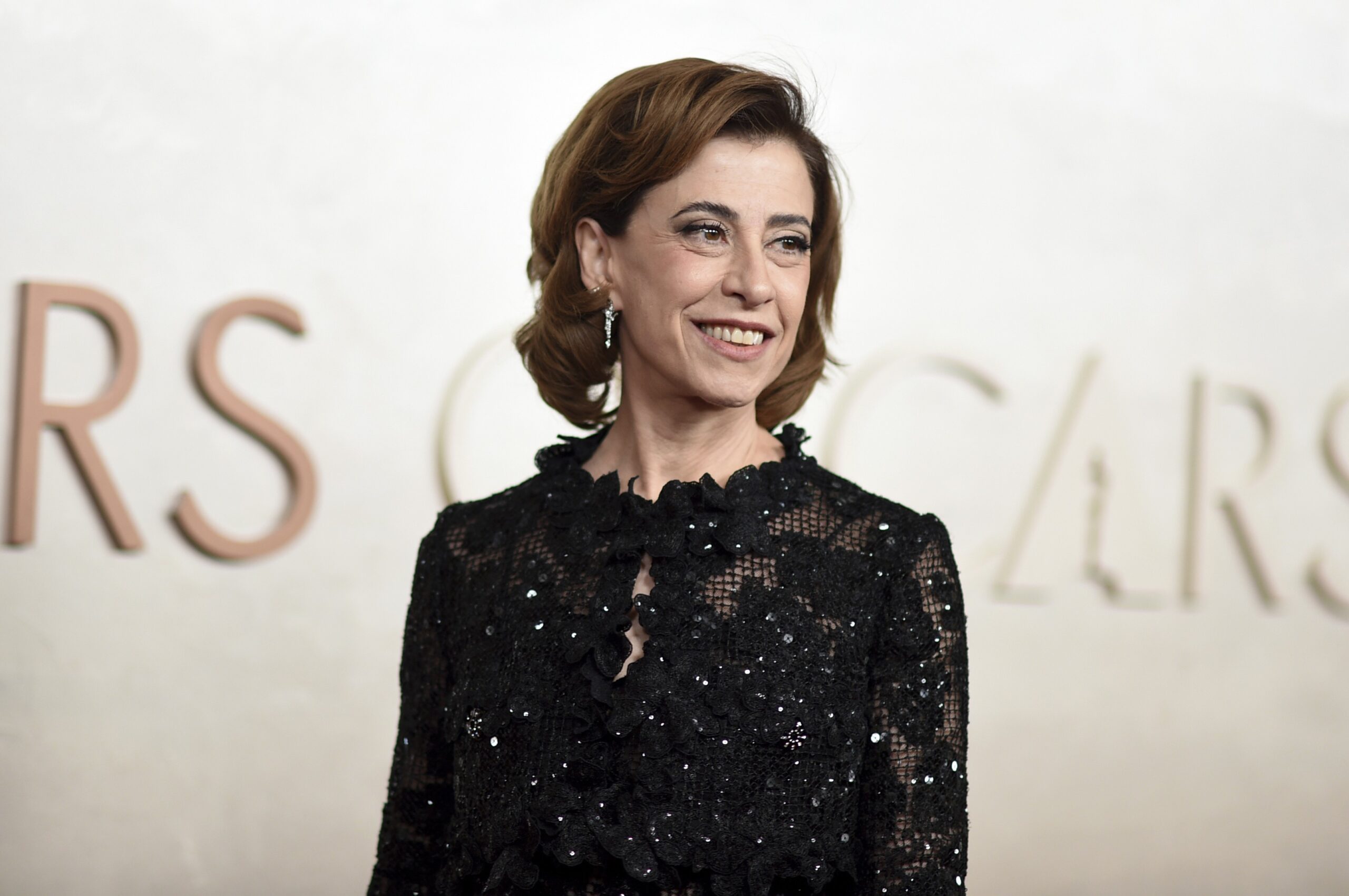 Fernanda Torres comenta polêmica com Karla Sofía Gascón no Oscar: