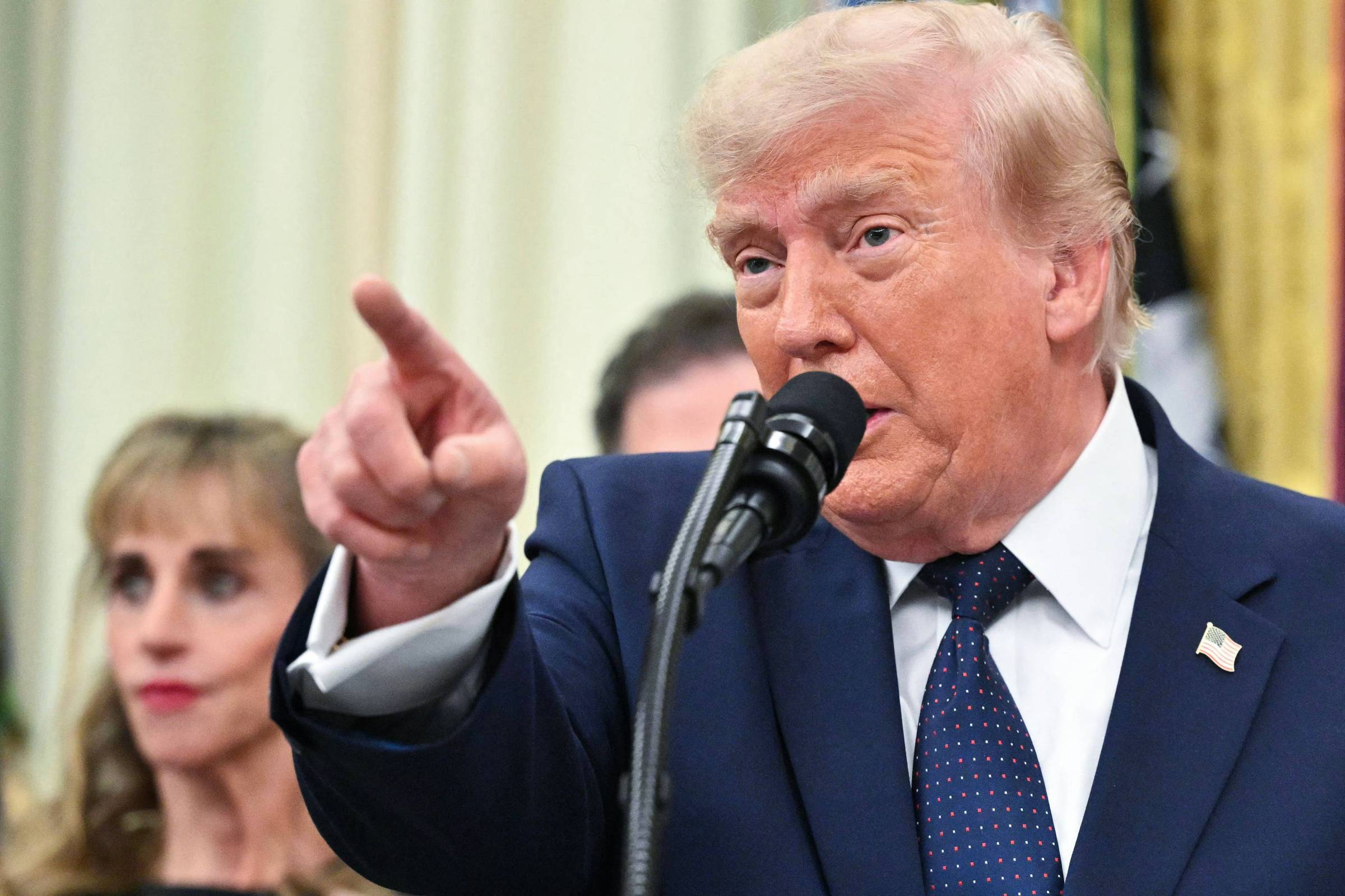 Interferência de Trump lança sombra sobre a Copa e EUA