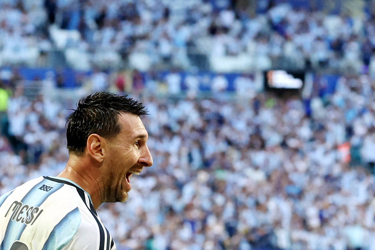 Messi supera Vozinha e classifica Argentina às oitavas 03/07/2026