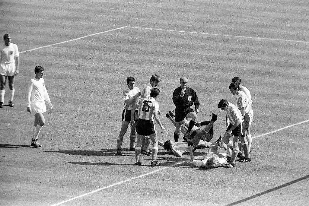 Rivalidade histórica entre Argentina e Inglaterra 14/07/2026 Esporte