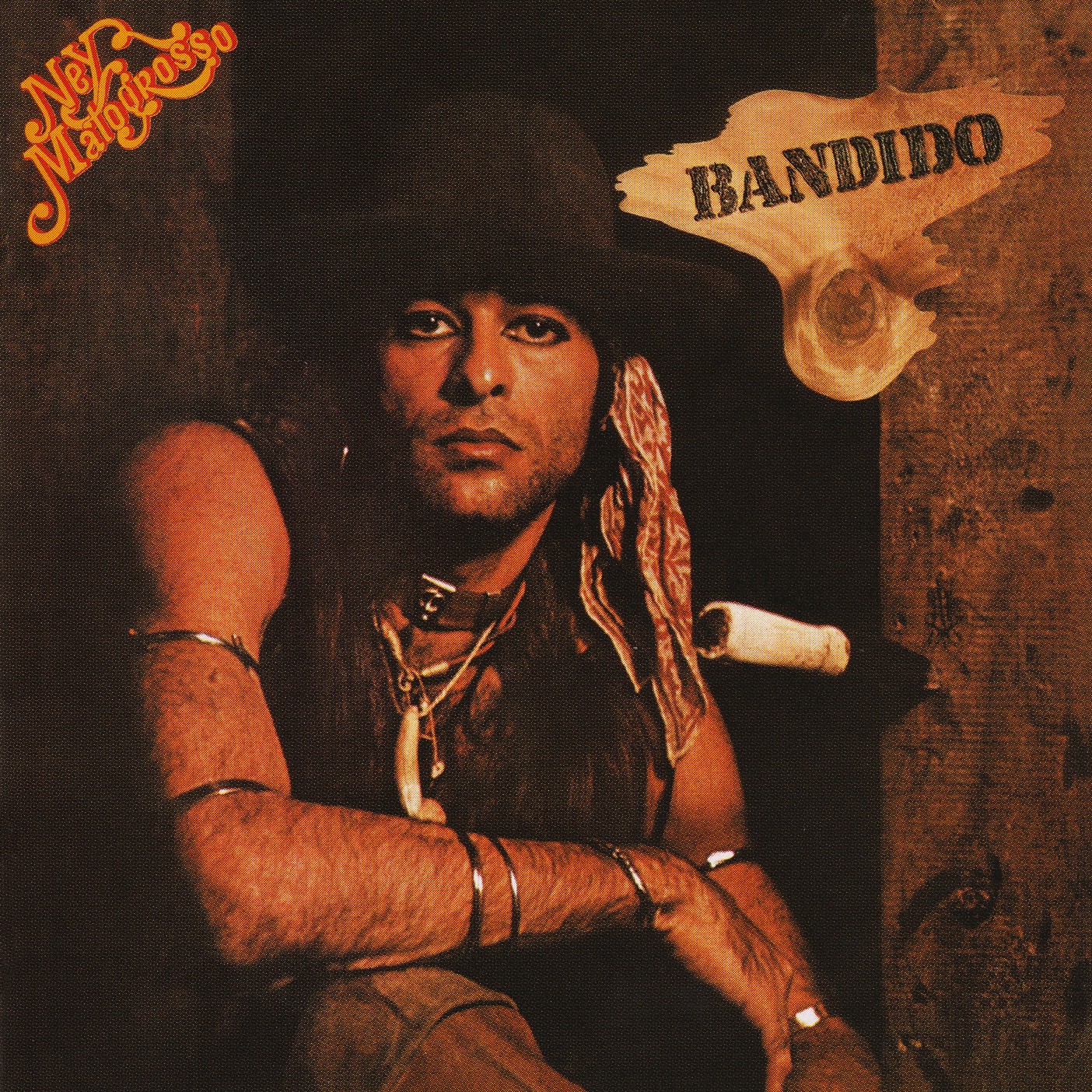 Álbum que firmou a identidade musical latina de Ney Matogrosso