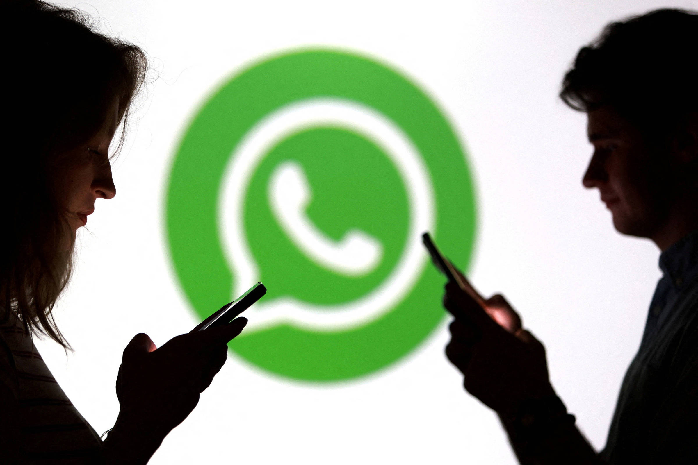 Alemanha julga se vazar conversa no WhatsApp é ilegal