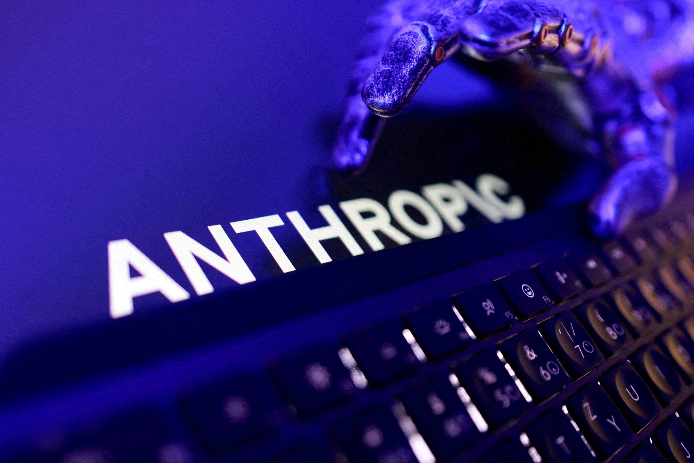 Anthropic mira IPO em outubro com valor de US$