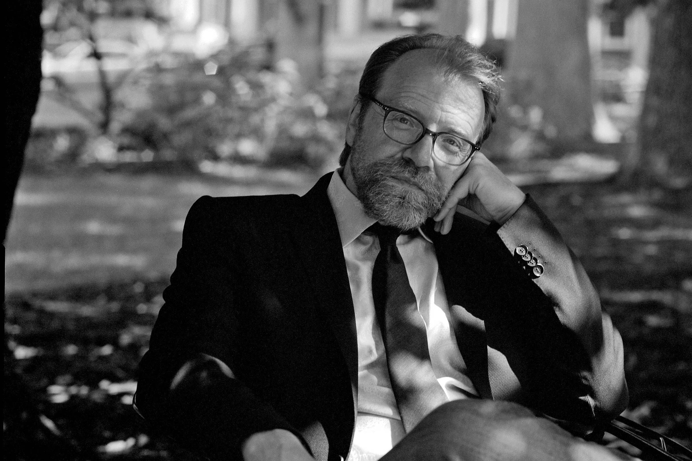 George Saunders escreve morte de bilionário em 'Vigília' 30/08/2026
