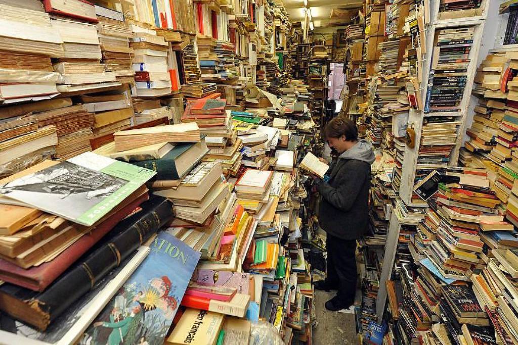 Livros encalhados há décadas agora têm comprador, a IA