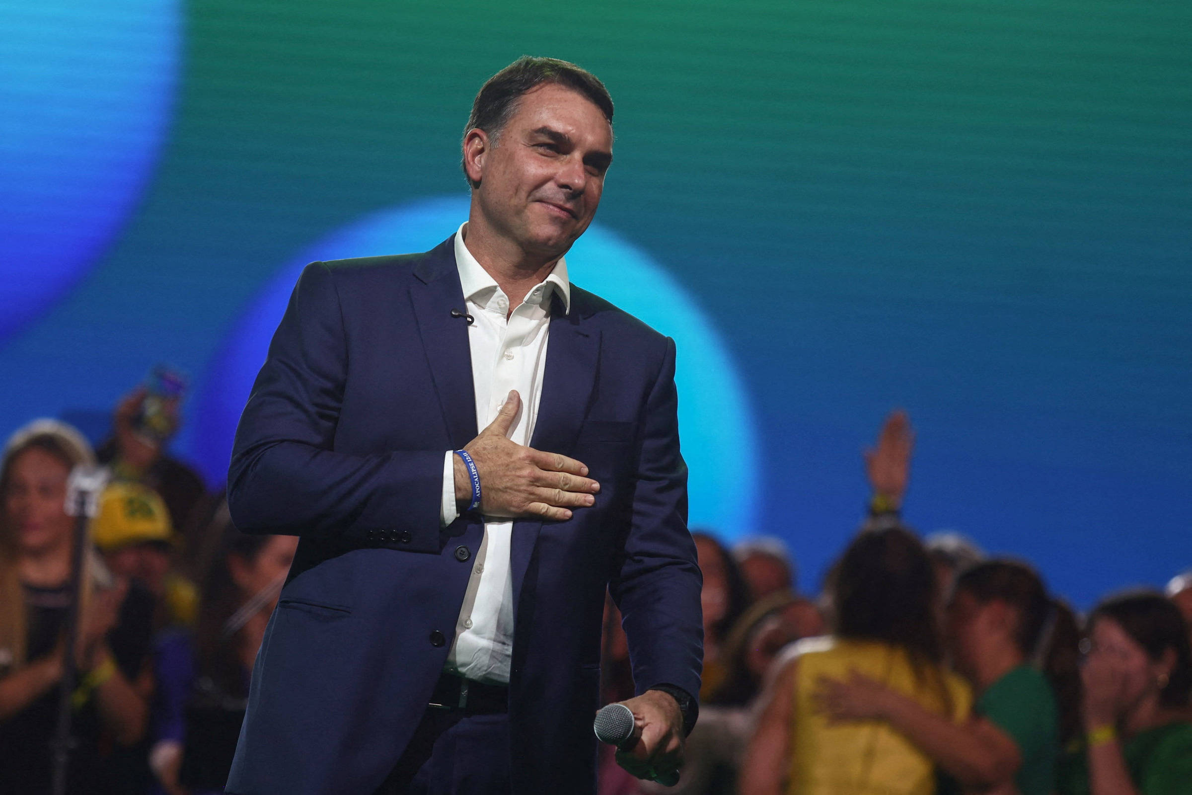 Primárias da direita ainda não ameaçam Flávio Bolsonaro 03/08/2026