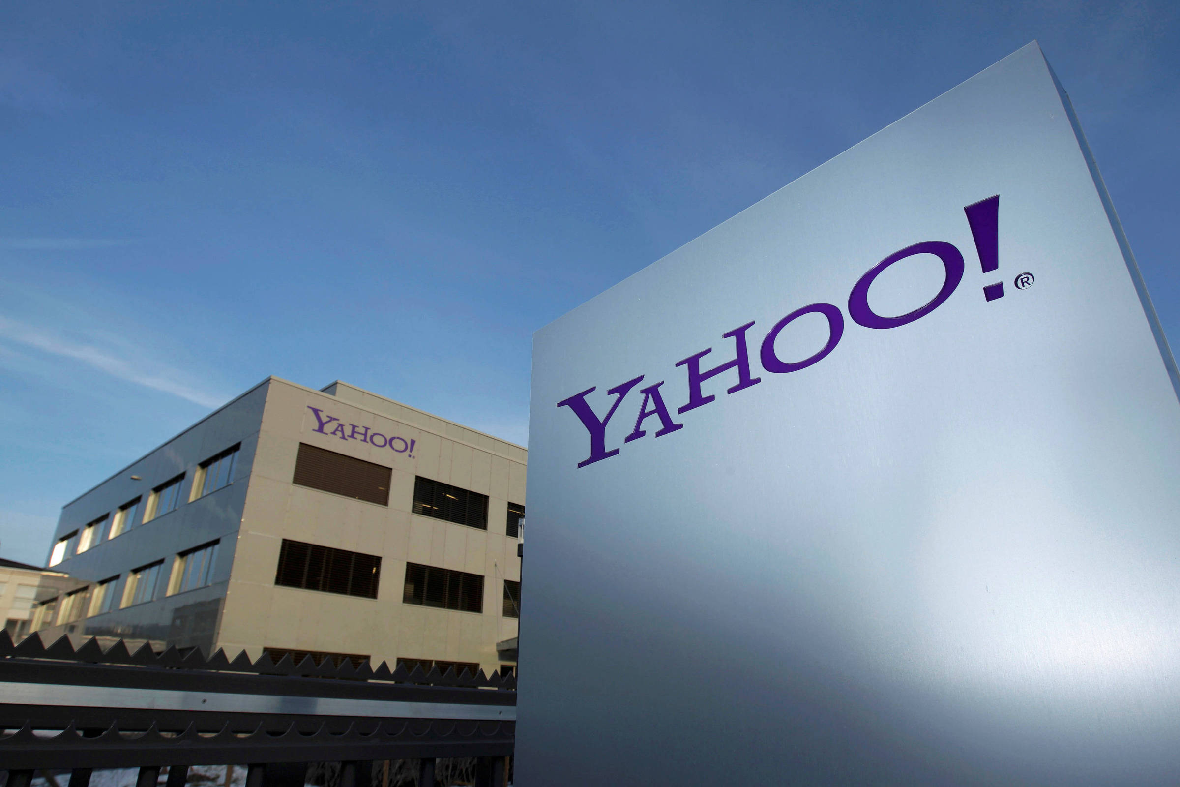 Yahoo aposta em IA e marca vintage para voltar a
