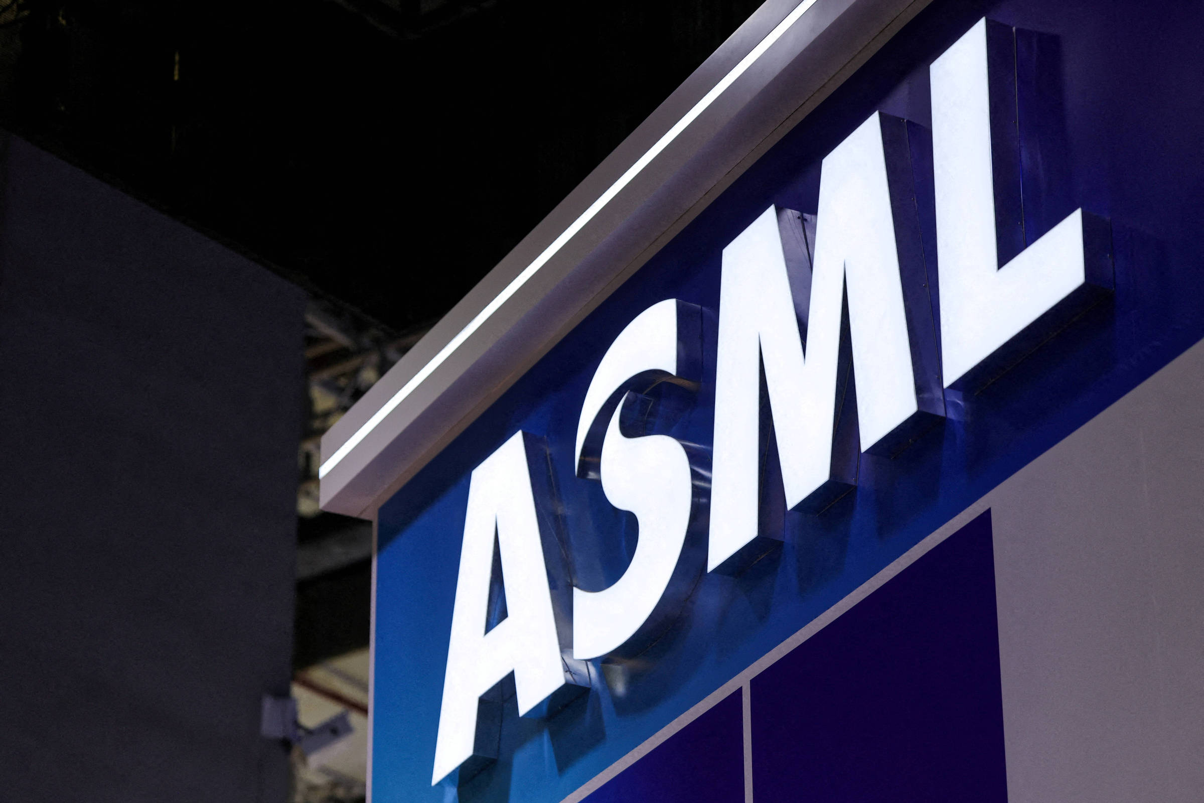 ASML domina máquinas de chips e sustenta avanço da IA