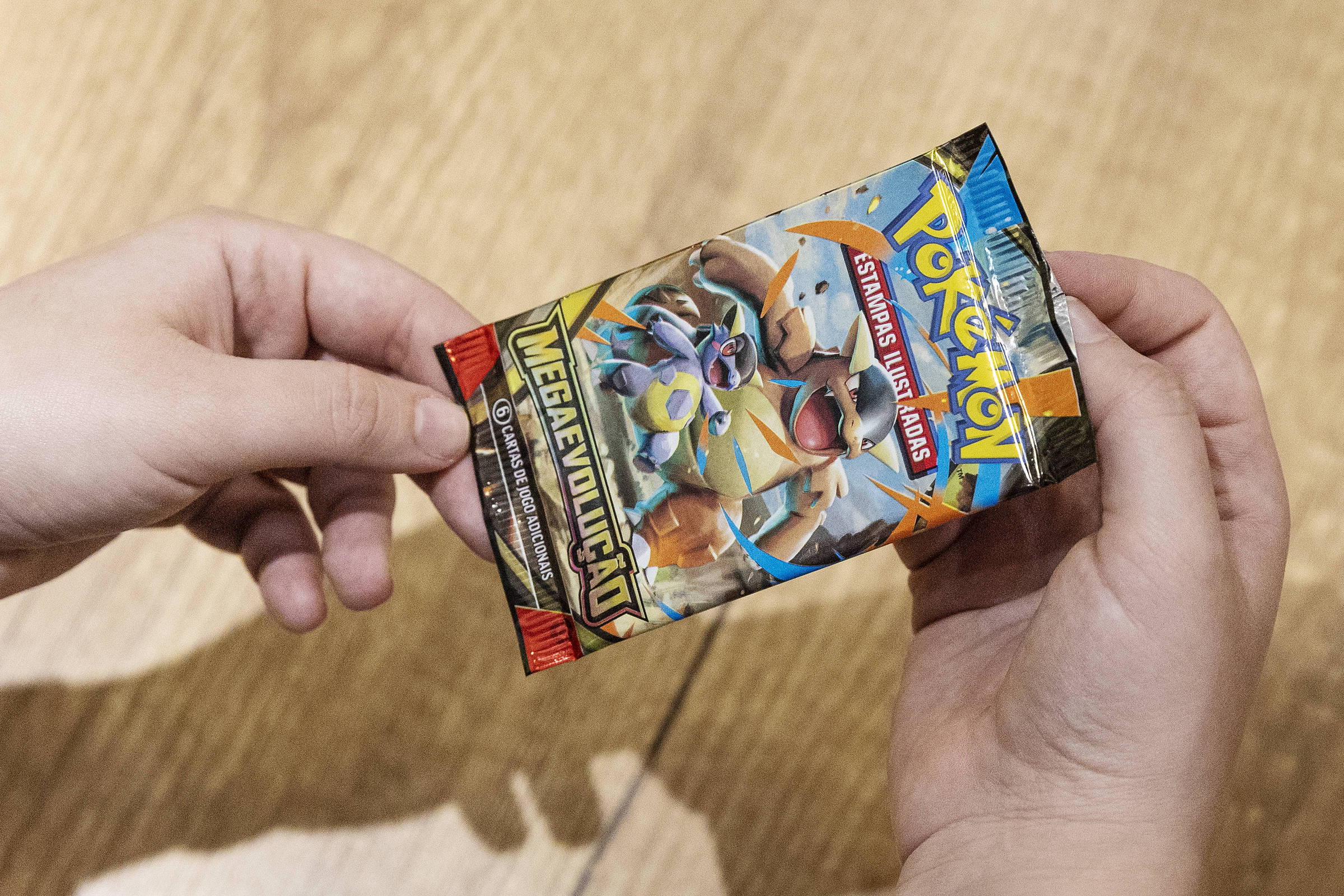 Cartas raras de Pokémon chegam a US$ 16,5 milhões