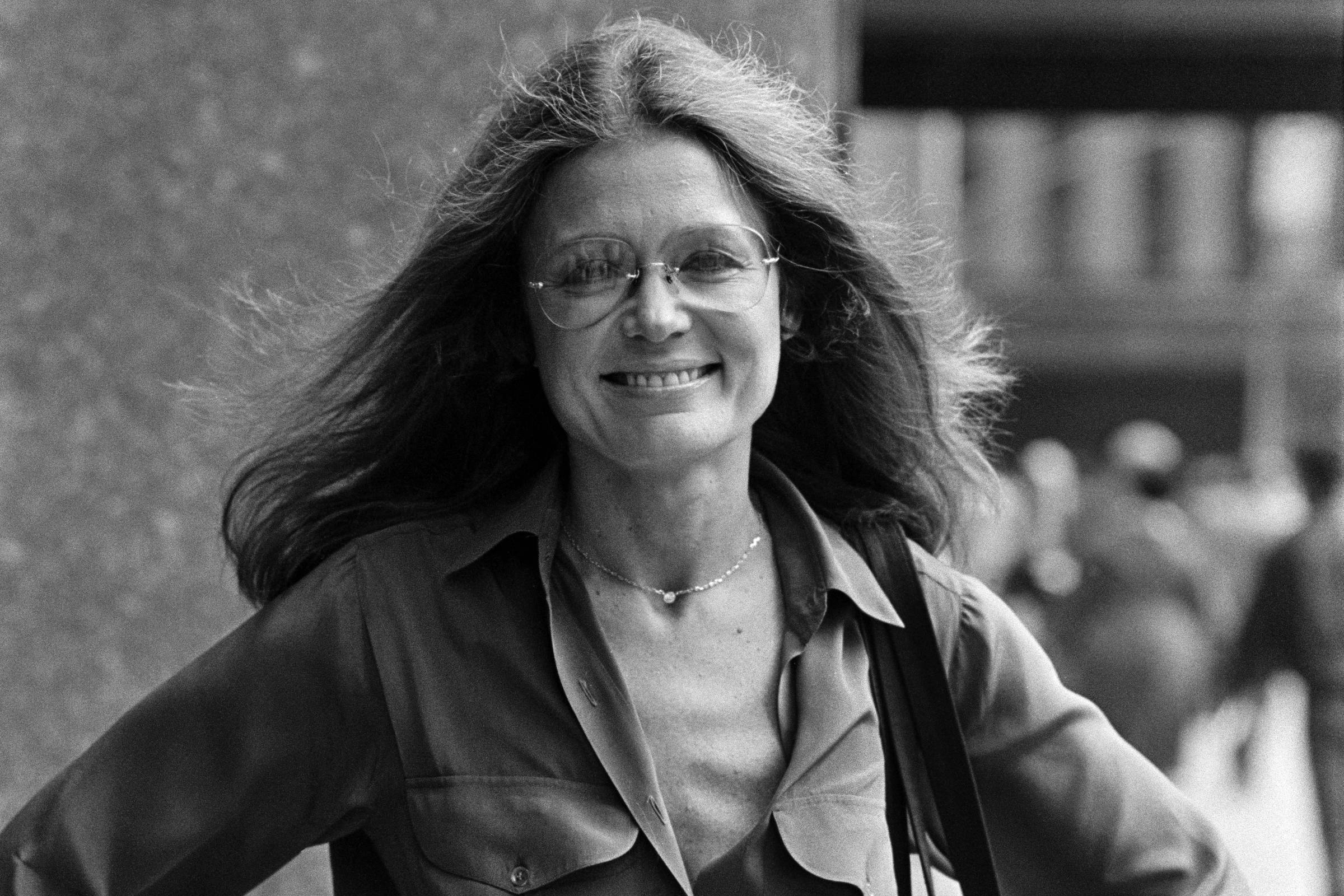 Gloria Steinem impulsionou debate sobre aborto e violência 03/09/2026