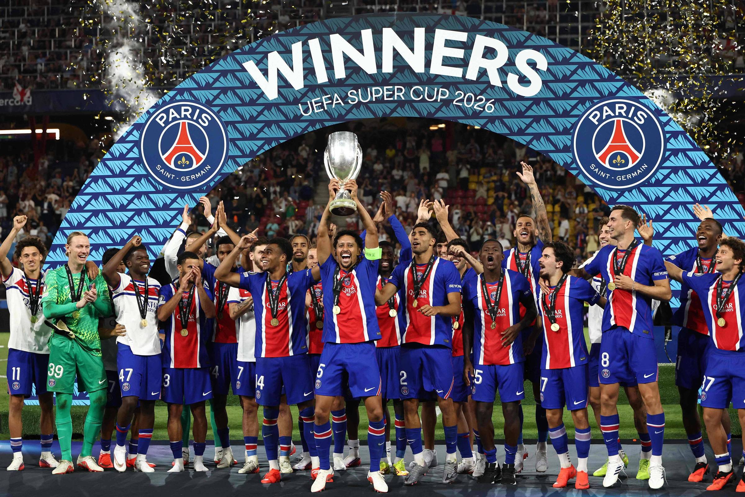 Na Champions League, todos contra o PSG, que busca tri