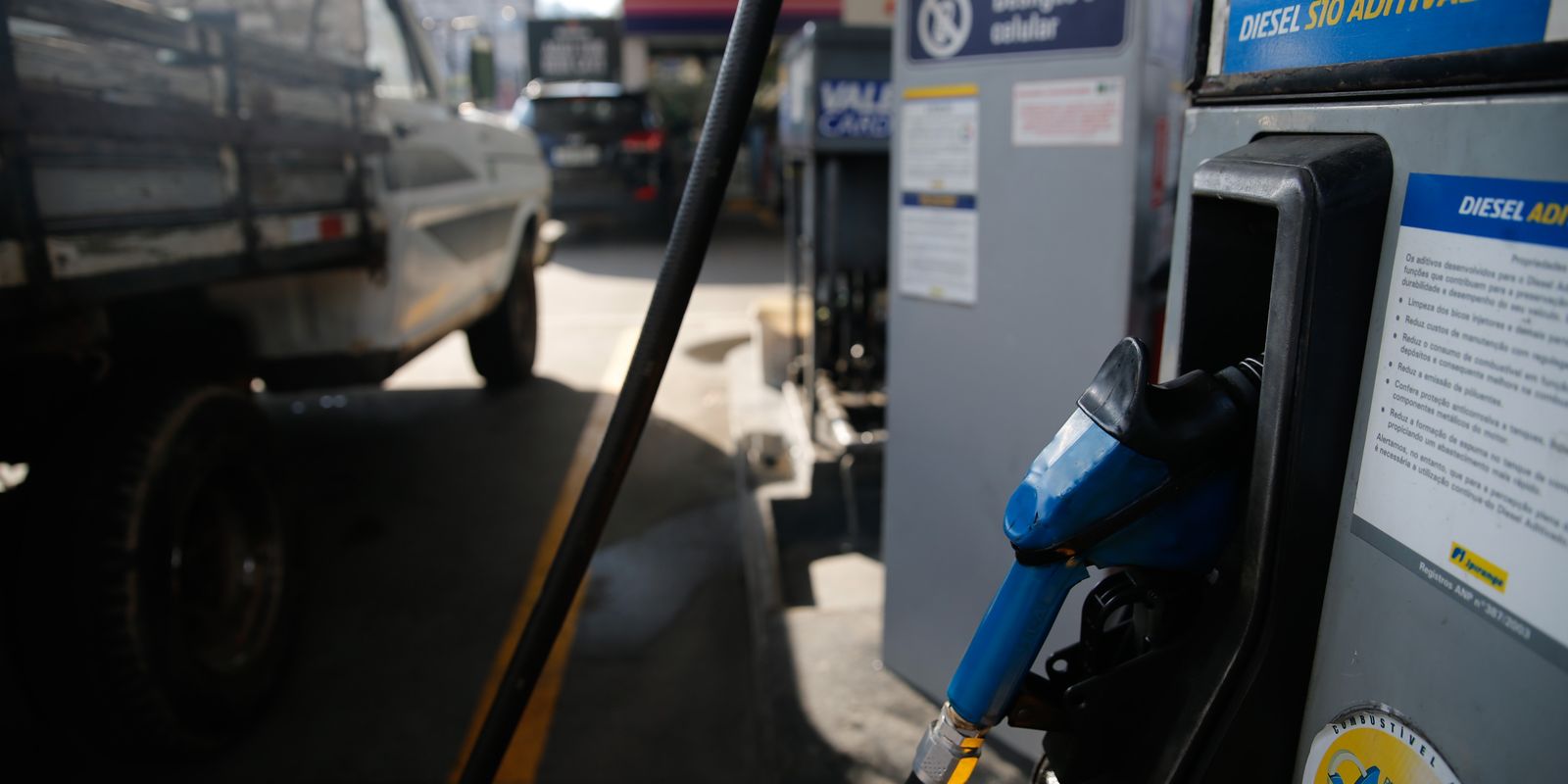 Subsídios à gasolina e ao diesel são ampliados após alta