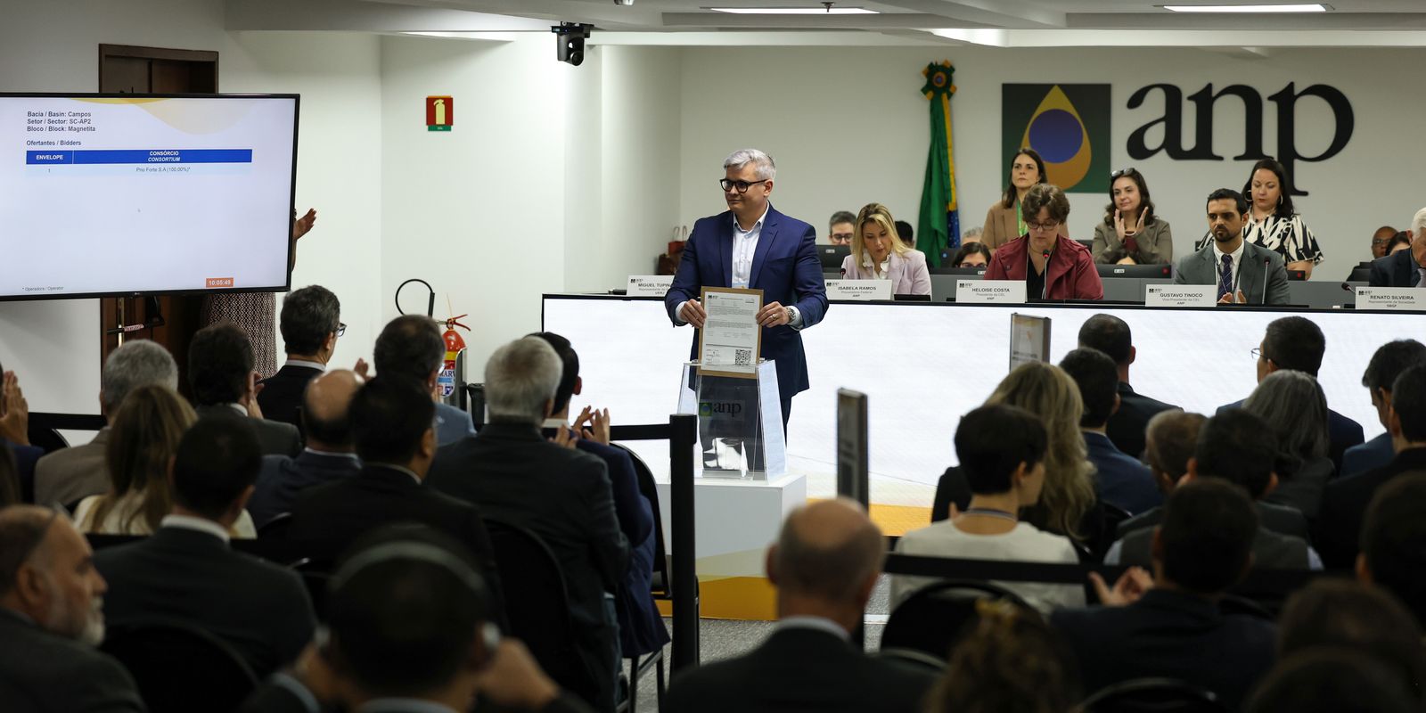 Maior leilão do pré sal termina com sete dos 13 blocos
