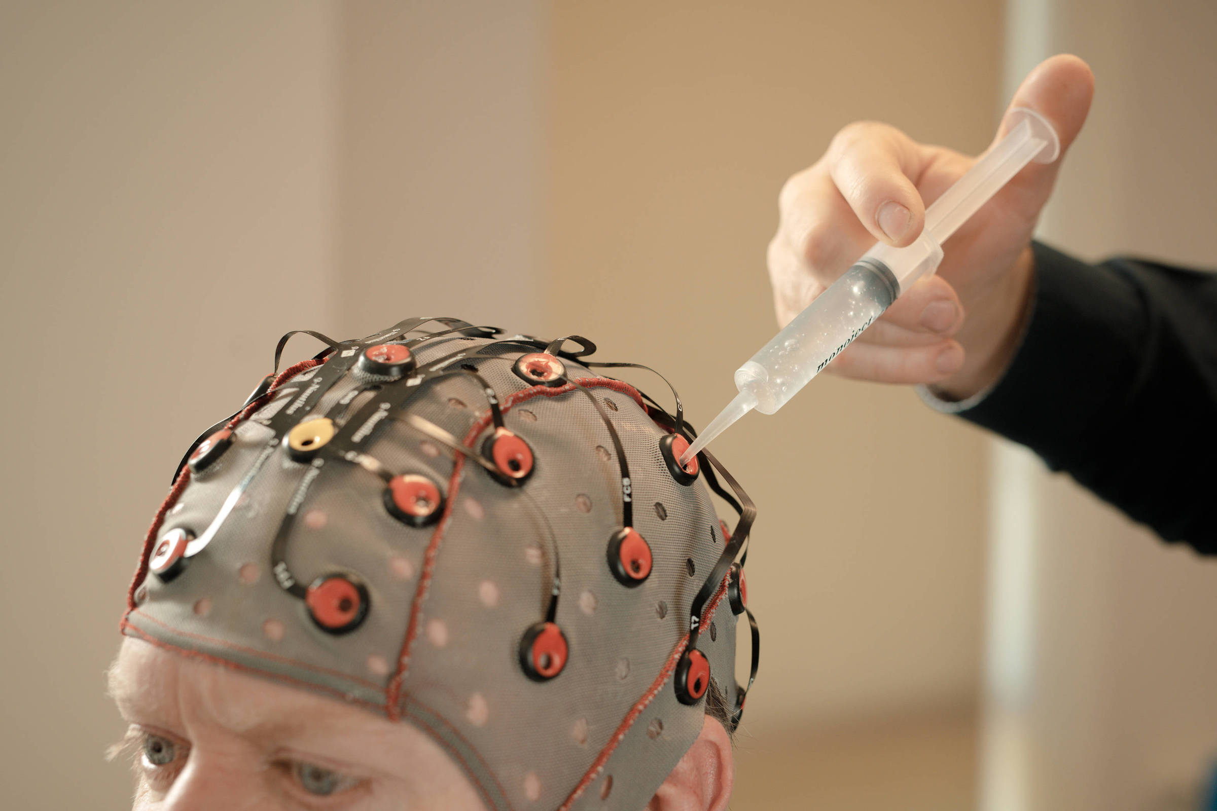 ONU alerta para riscos das neurotecnologias 09/10/2026 IA