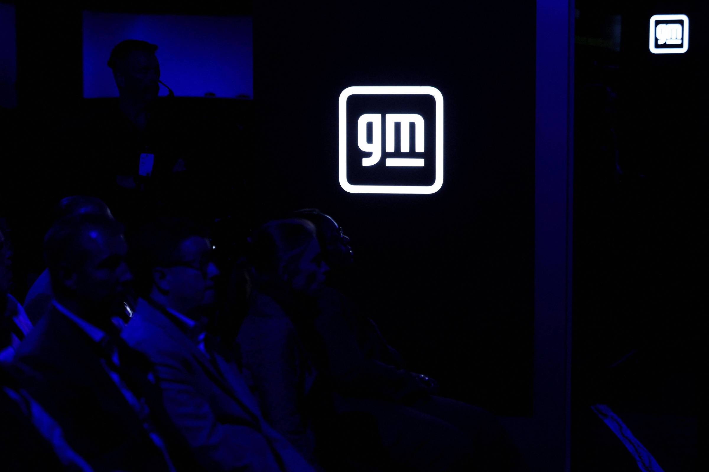 GM quer desenvolver carros em dois anos com IA