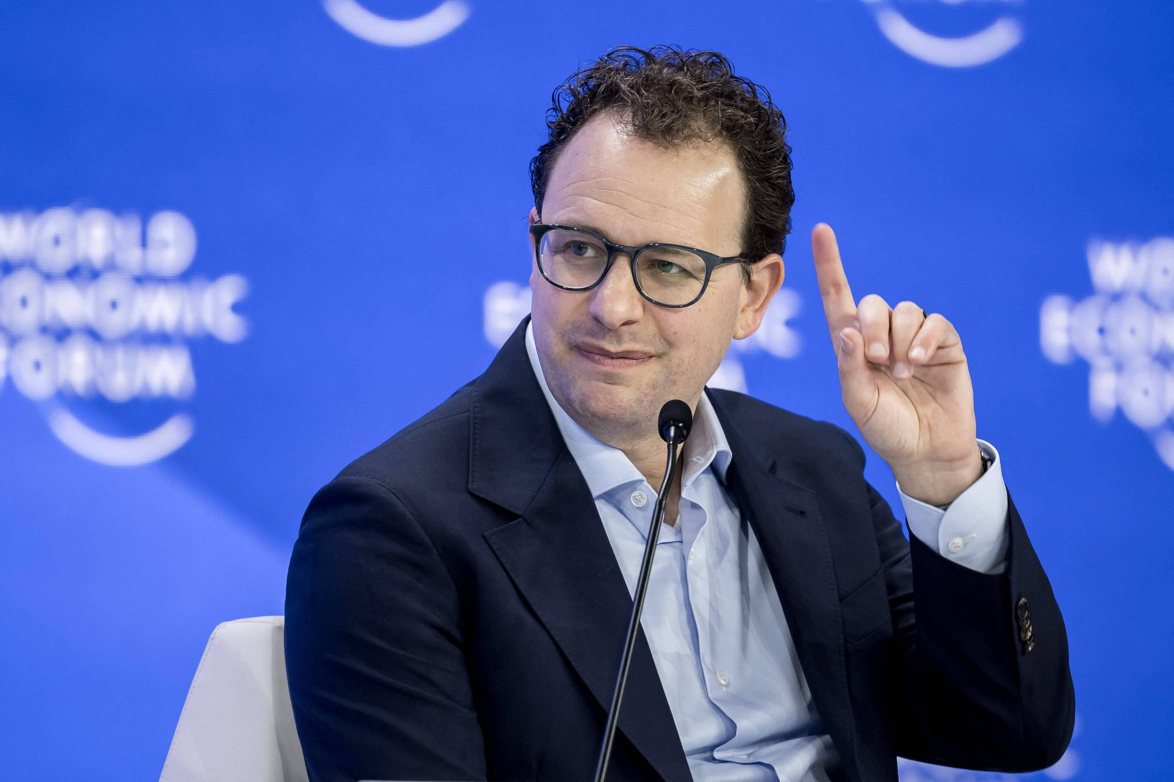Anthropic divulga pedido de IPO com crescimento explosivo, riscos e
