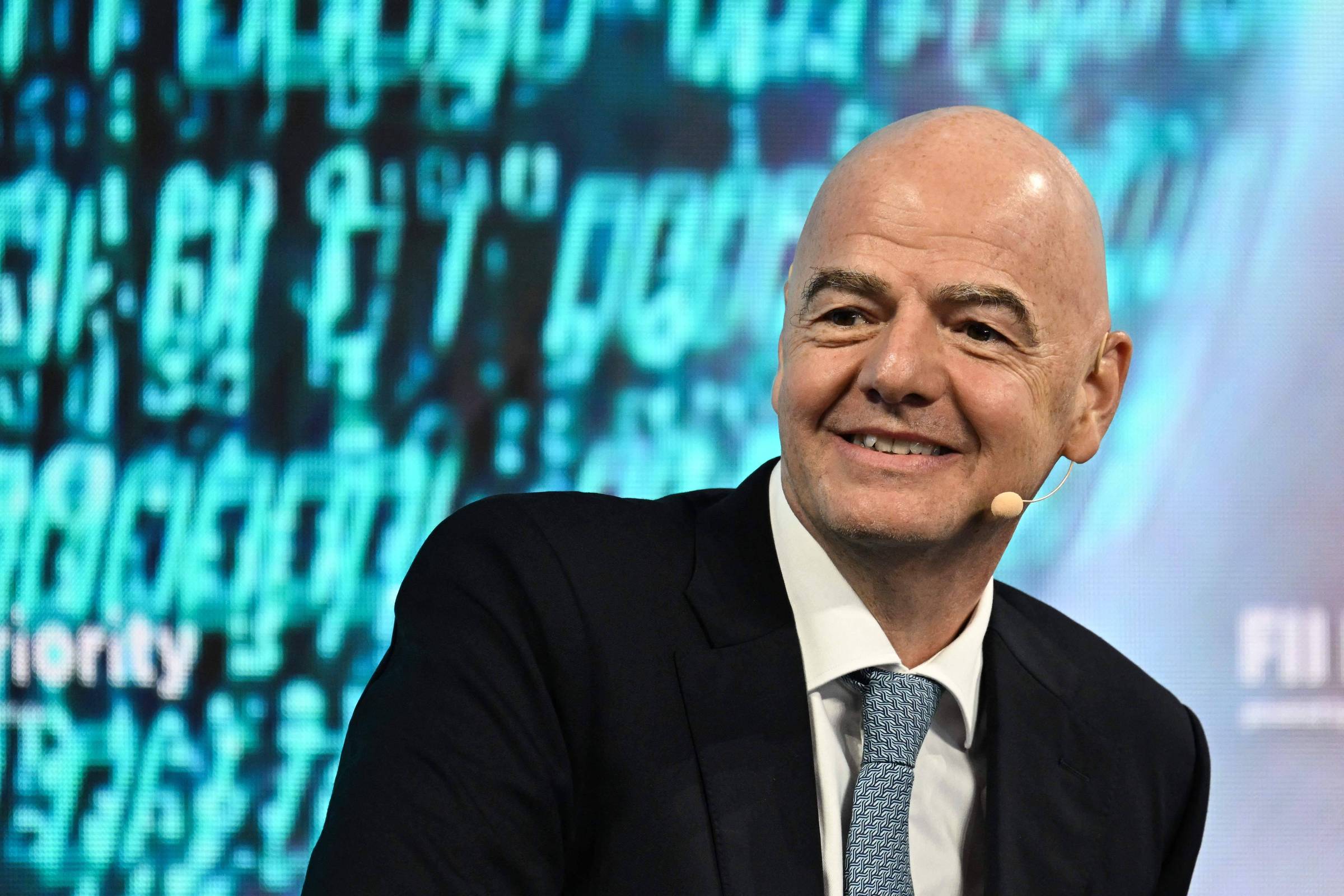 Infantino segue sem adversários em busca da reeleição 07/10/2026