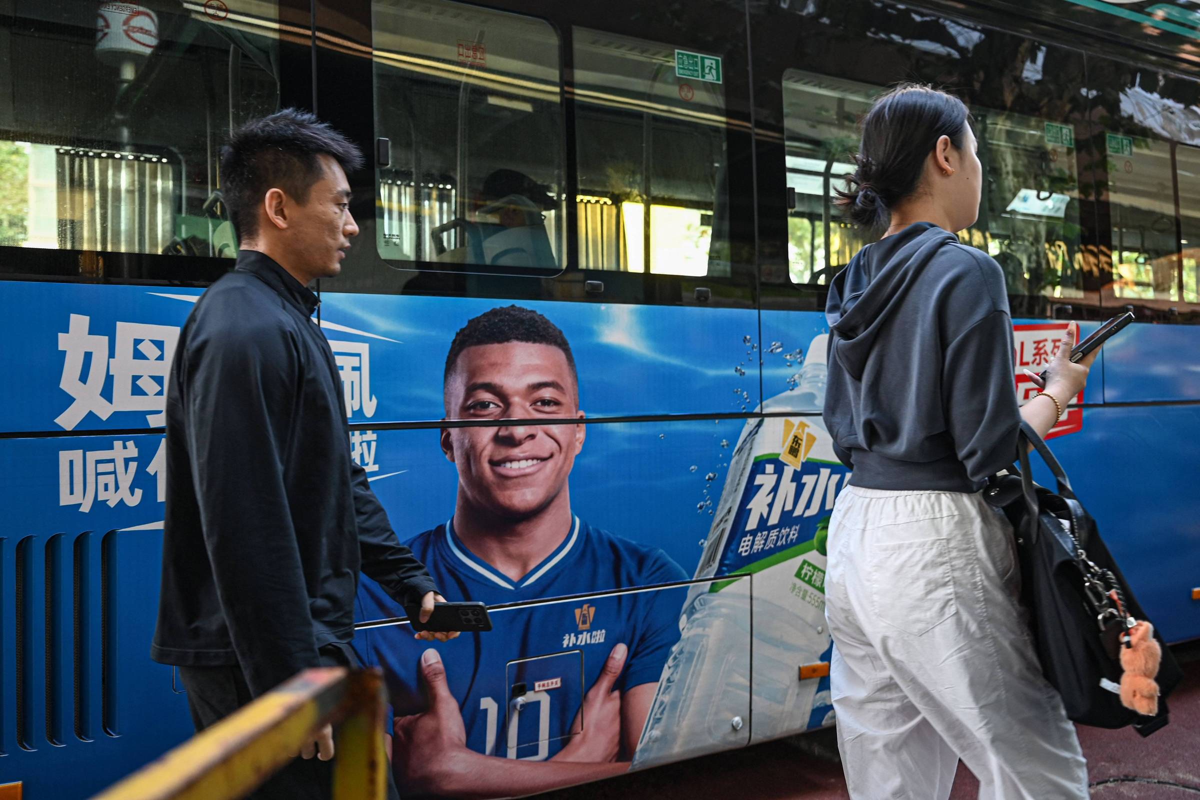 Real pede desculpas à China por comentários de Mbappé